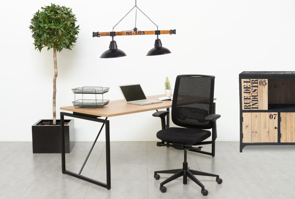 cómo decorar una oficina con estilo industrial