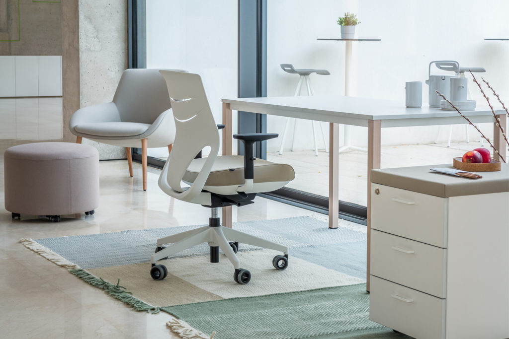 Cómo diseñar un puesto de trabajo ergonómico