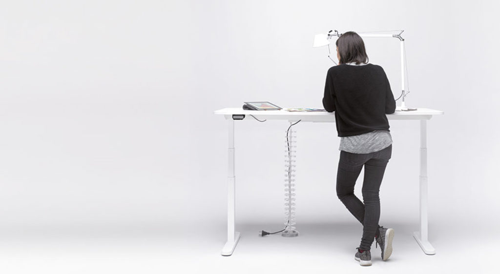 Escritorios de trabajo Teletrabajo en casa y de pie