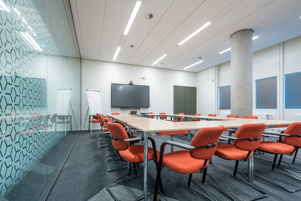 que es mejor la luz blanca o amarilla