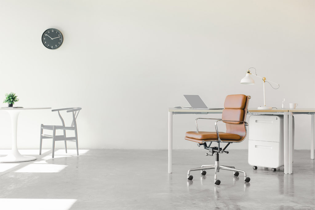 oficina en blanco