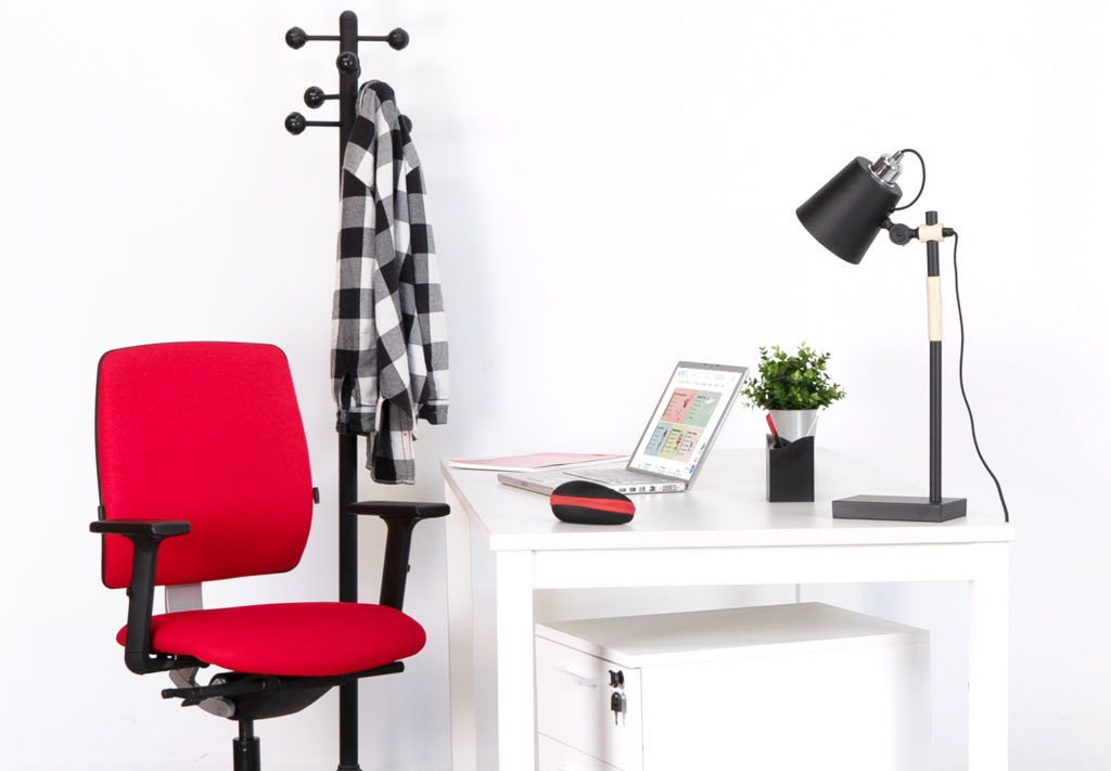 como decorar mesa oficina decoracion