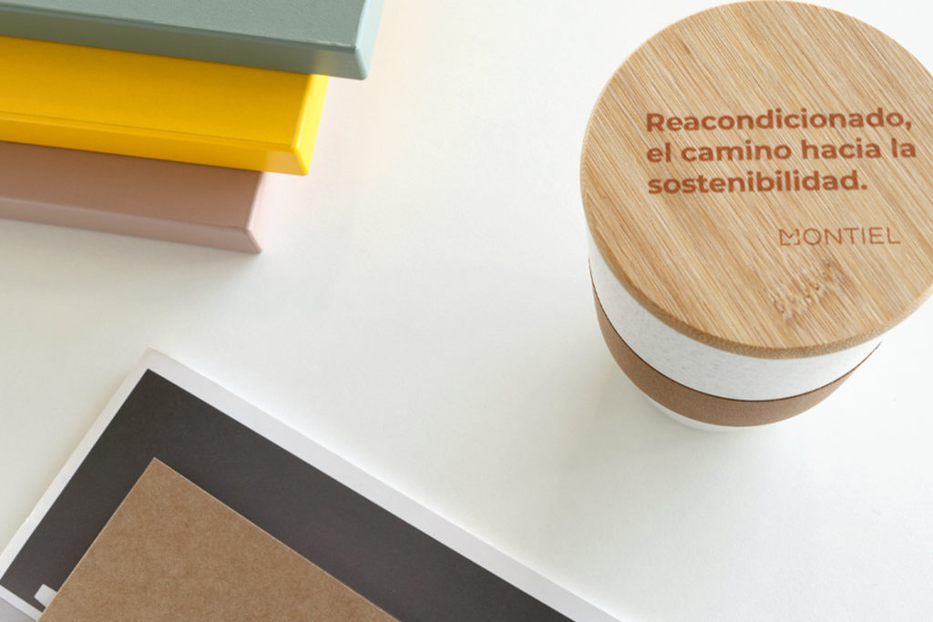 como decorar mesa oficina decoracion