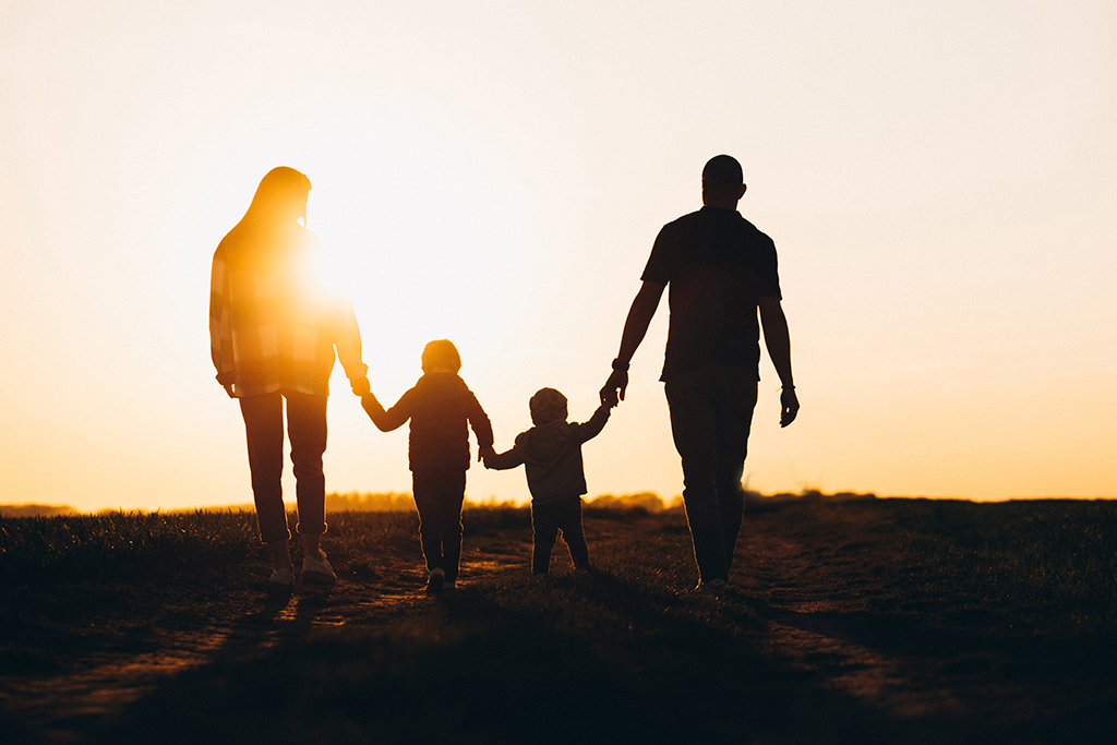 Aspectos Positivios y Negativos de Trabajar en Casa en 2022