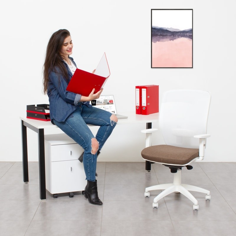 Los mejores muebles para Startup, eficientes y por poco dinero