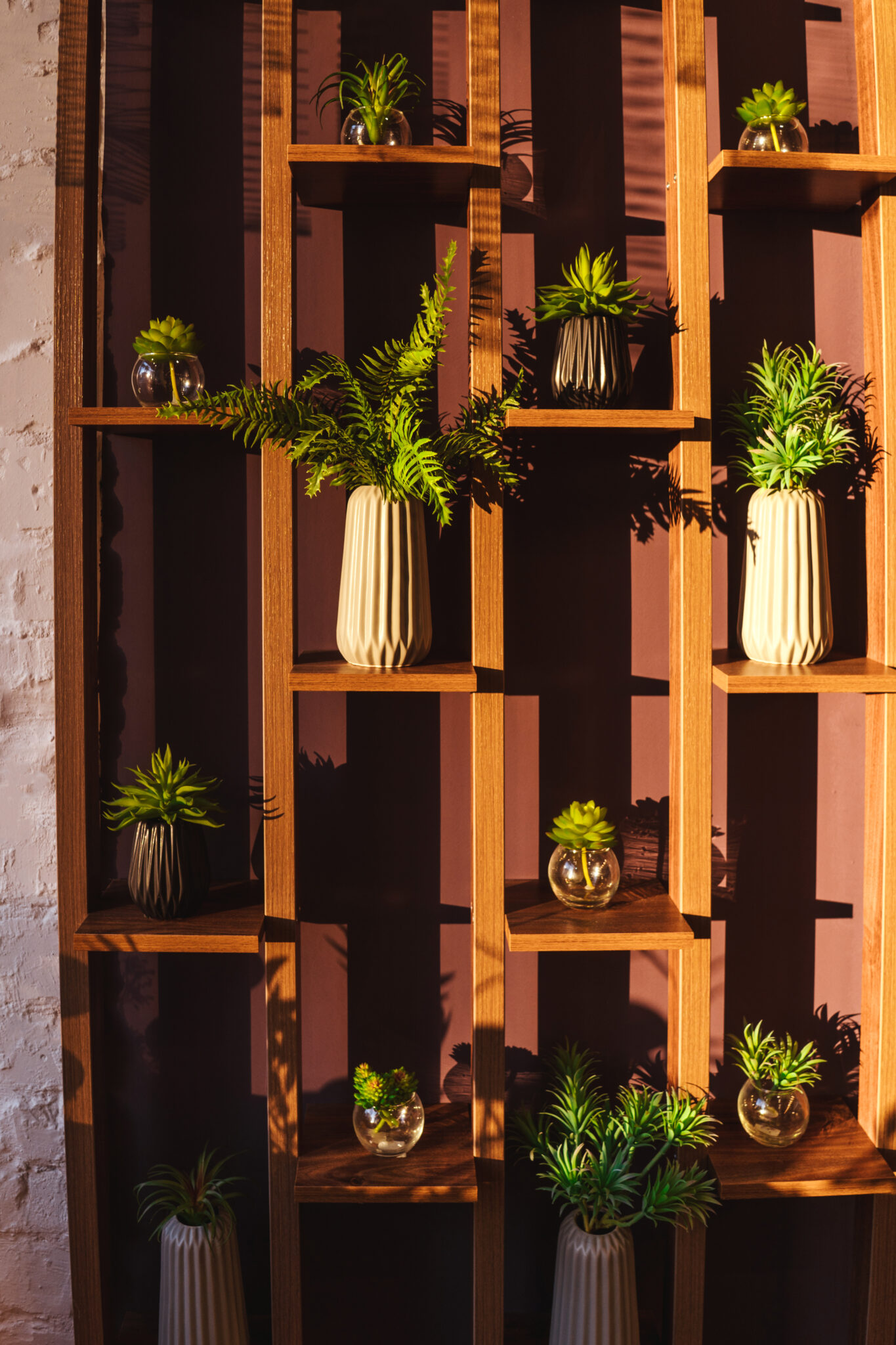 El mejor diseño biofilico para oficinas y sus beneficios