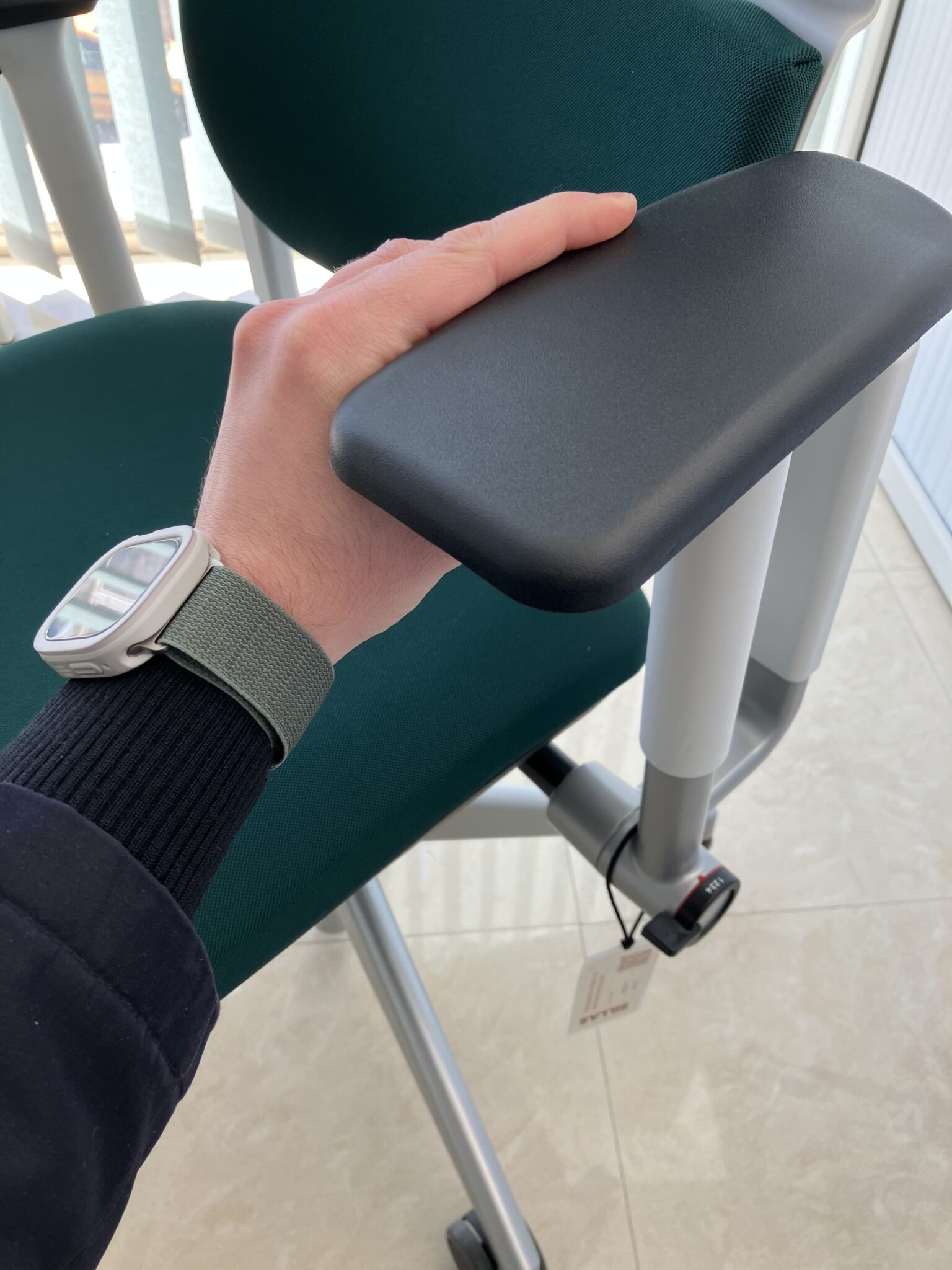 partes silla de oficina y para que sirven las palancas