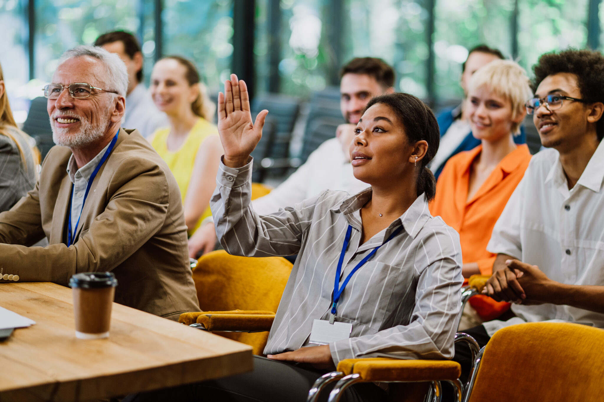 Sala de Conferencias Moderna: Inspiración y Guía