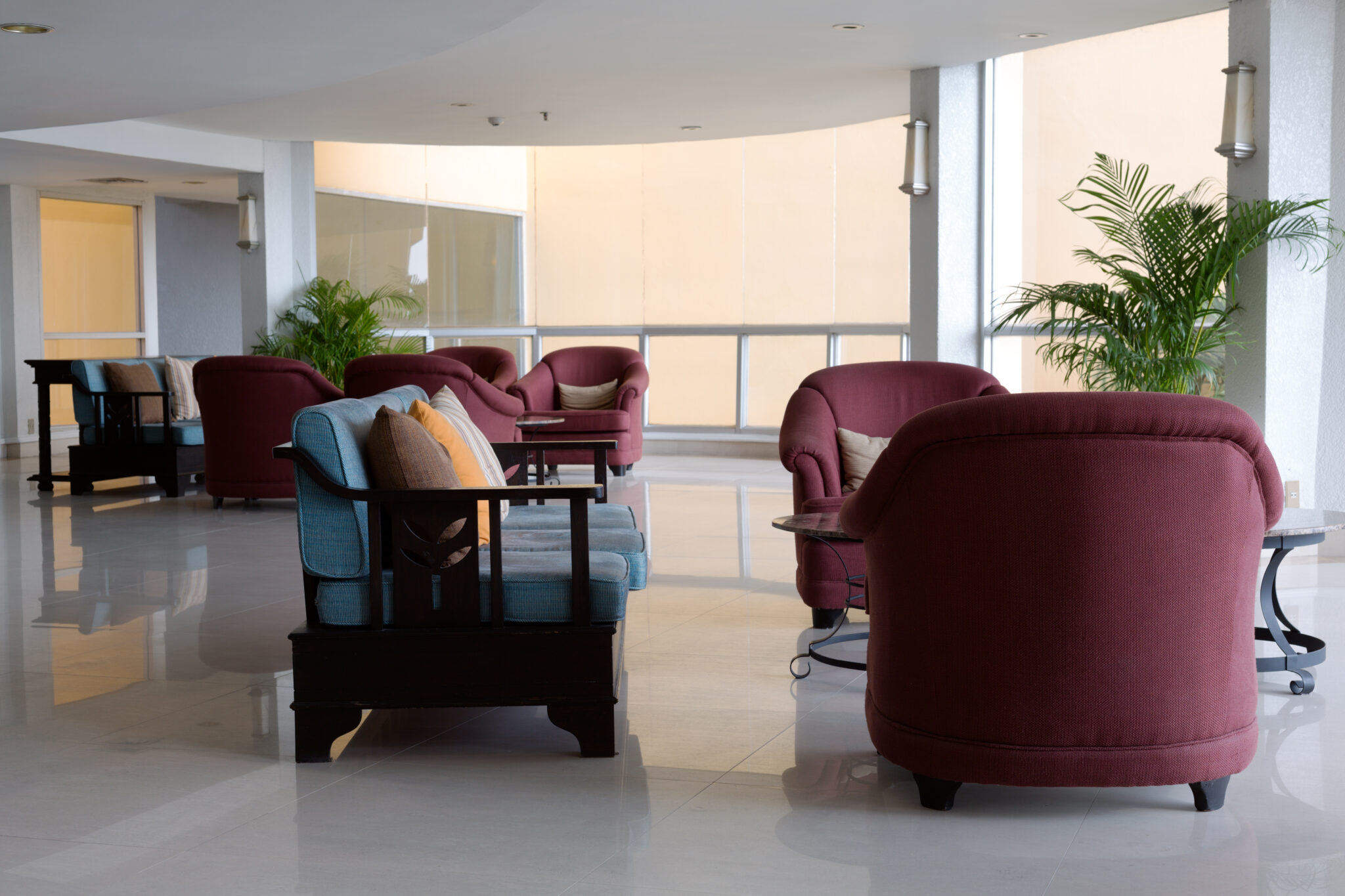 La importancia de tener un área de descanso lounge en tu empresa