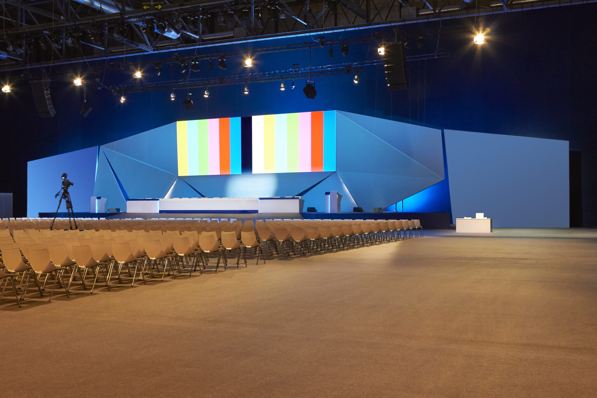 Cómo Diseñar una Sala de Conferencias