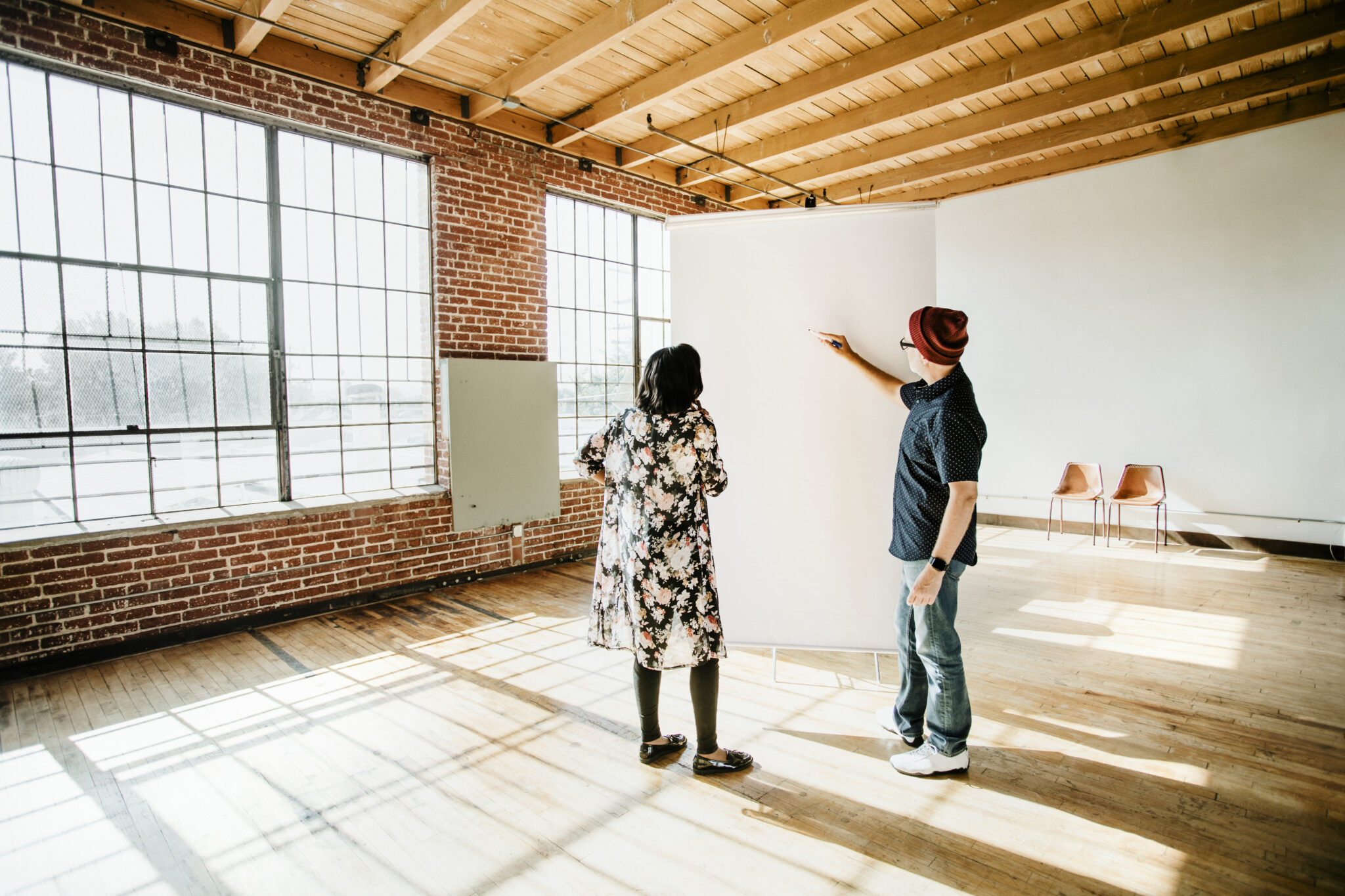 Beneficios de integrar arte en el diseño de oficinas