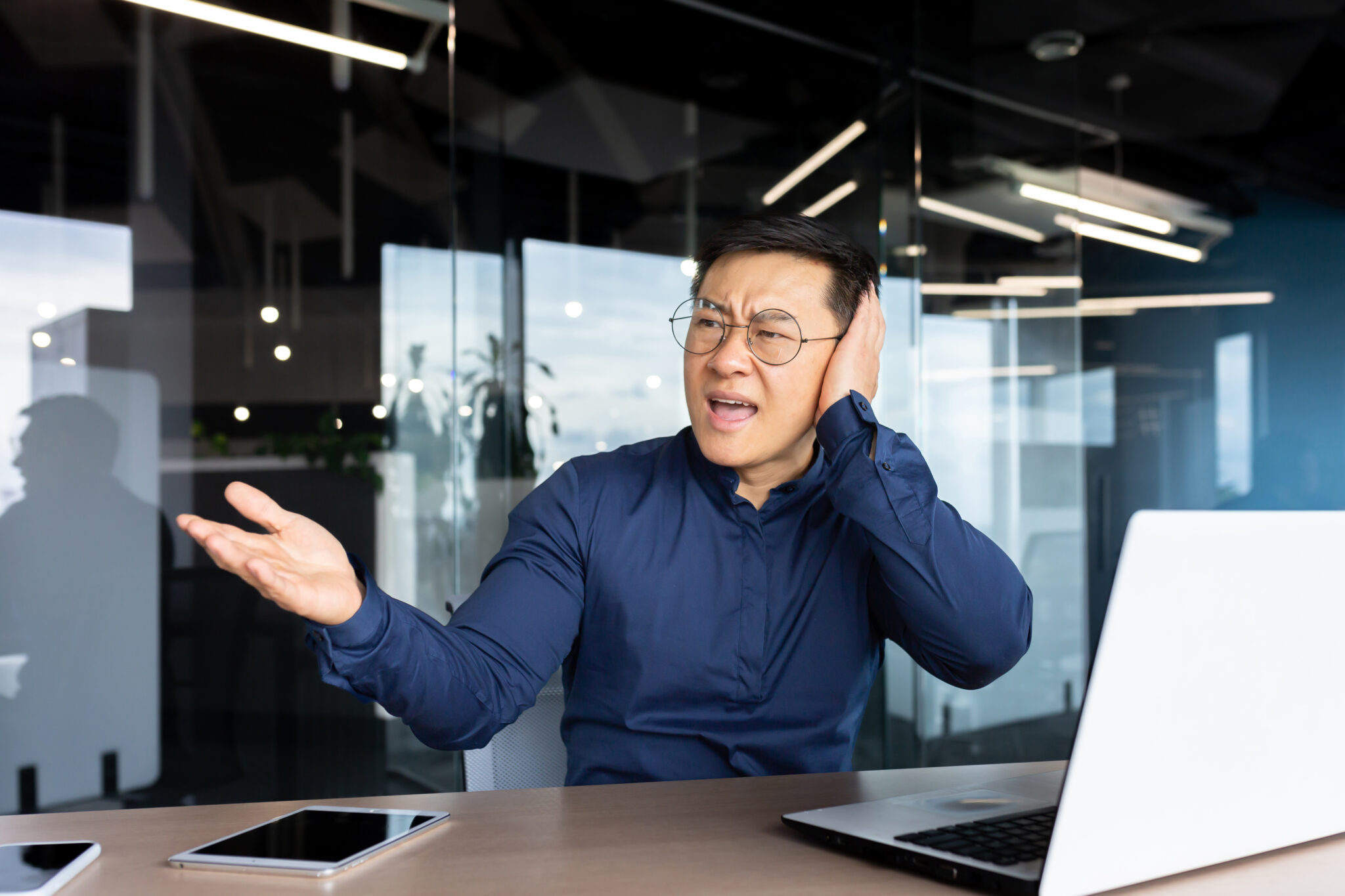 Cómo evitar el ruido en la oficina