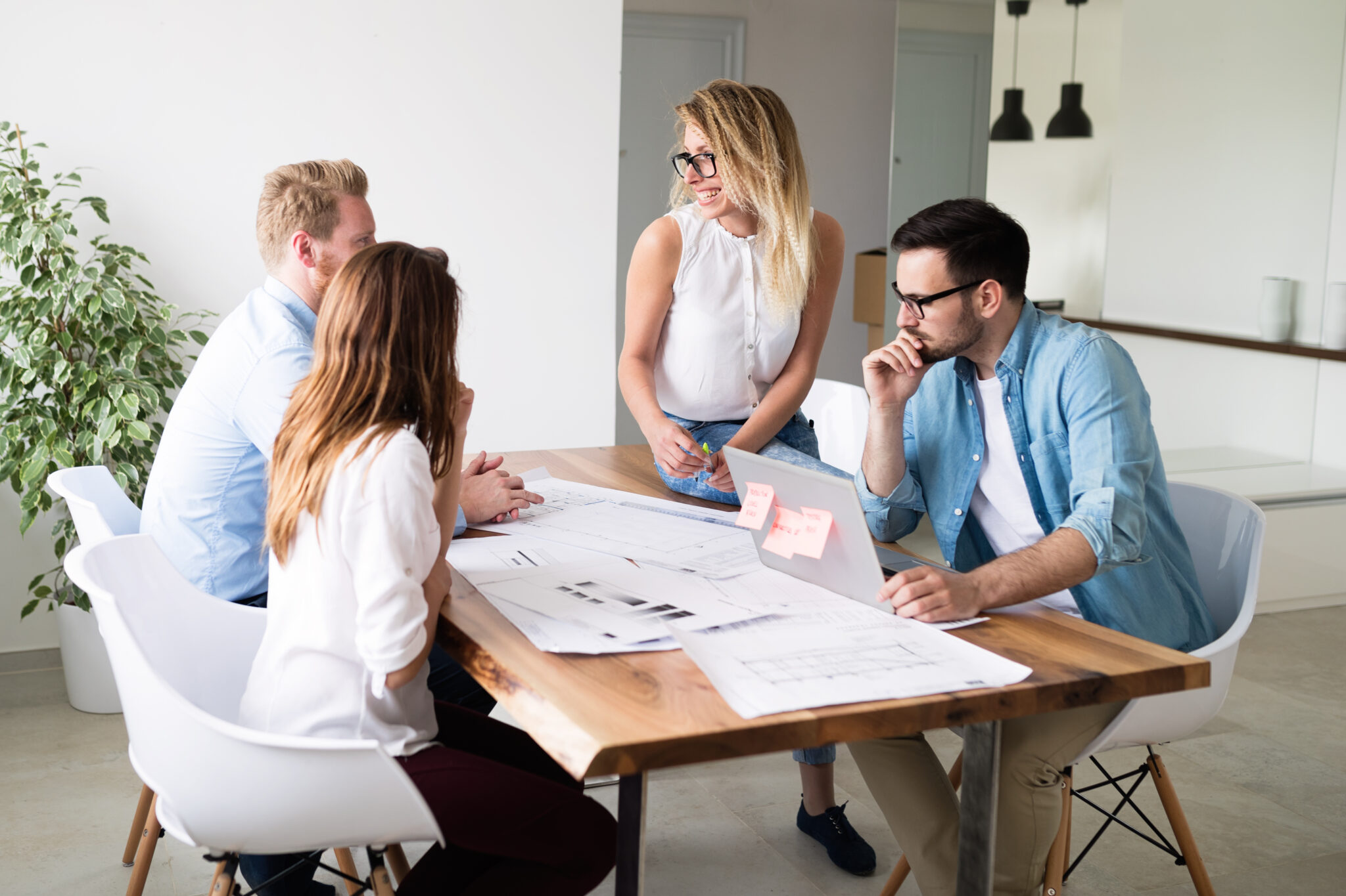 Mobiliario de oficina móvil - Manténgase móvil en la oficina