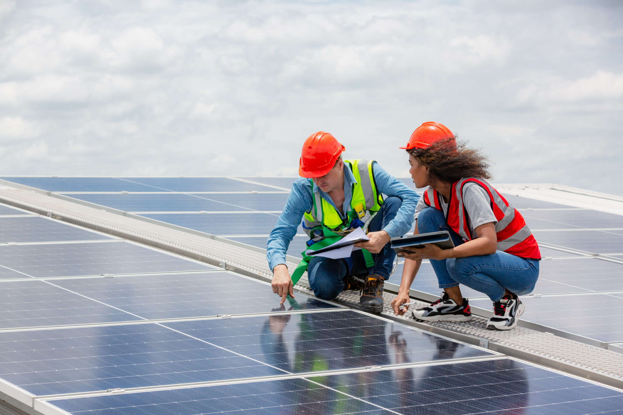 Cómo organizar un plan de reciclaje en oficinas para reducir el impacto ambiental