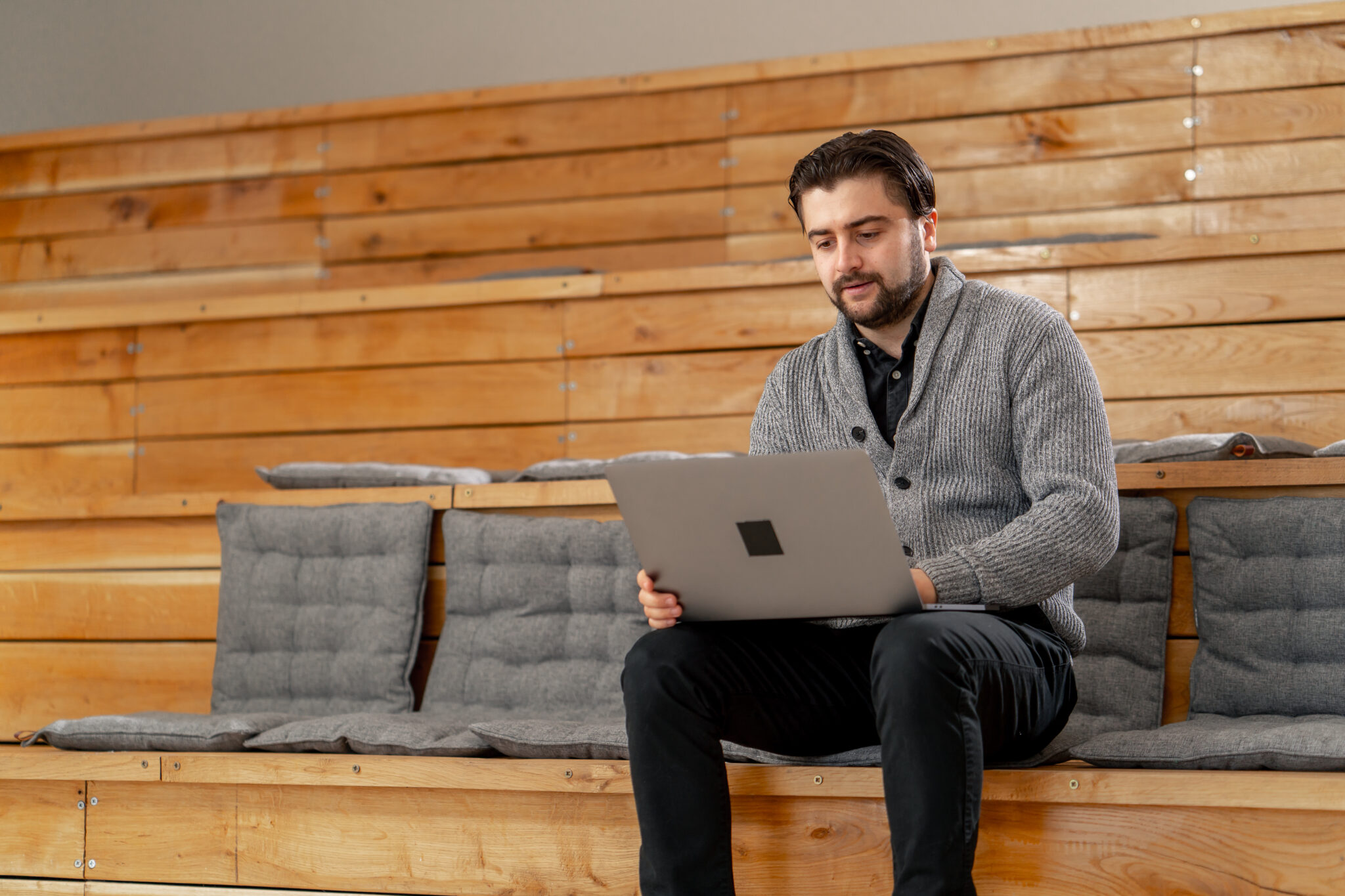 Oficinas adaptadas para actividades after-work​