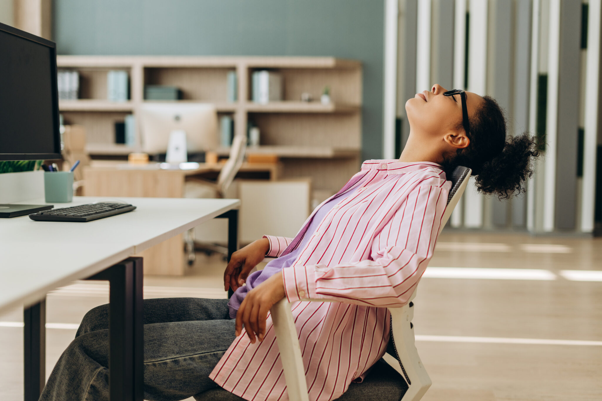 Ejercicios para Relajar tus Ojos tras un Día de Trabajo​