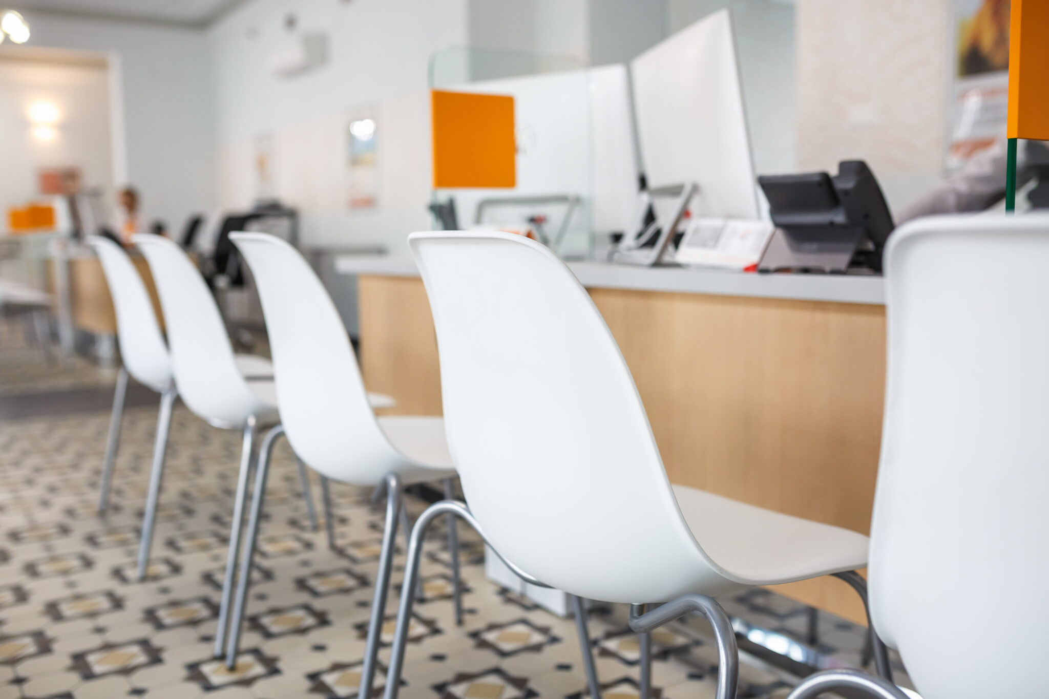 Cómo arreglar una silla de oficina que chirría y hace ruido​