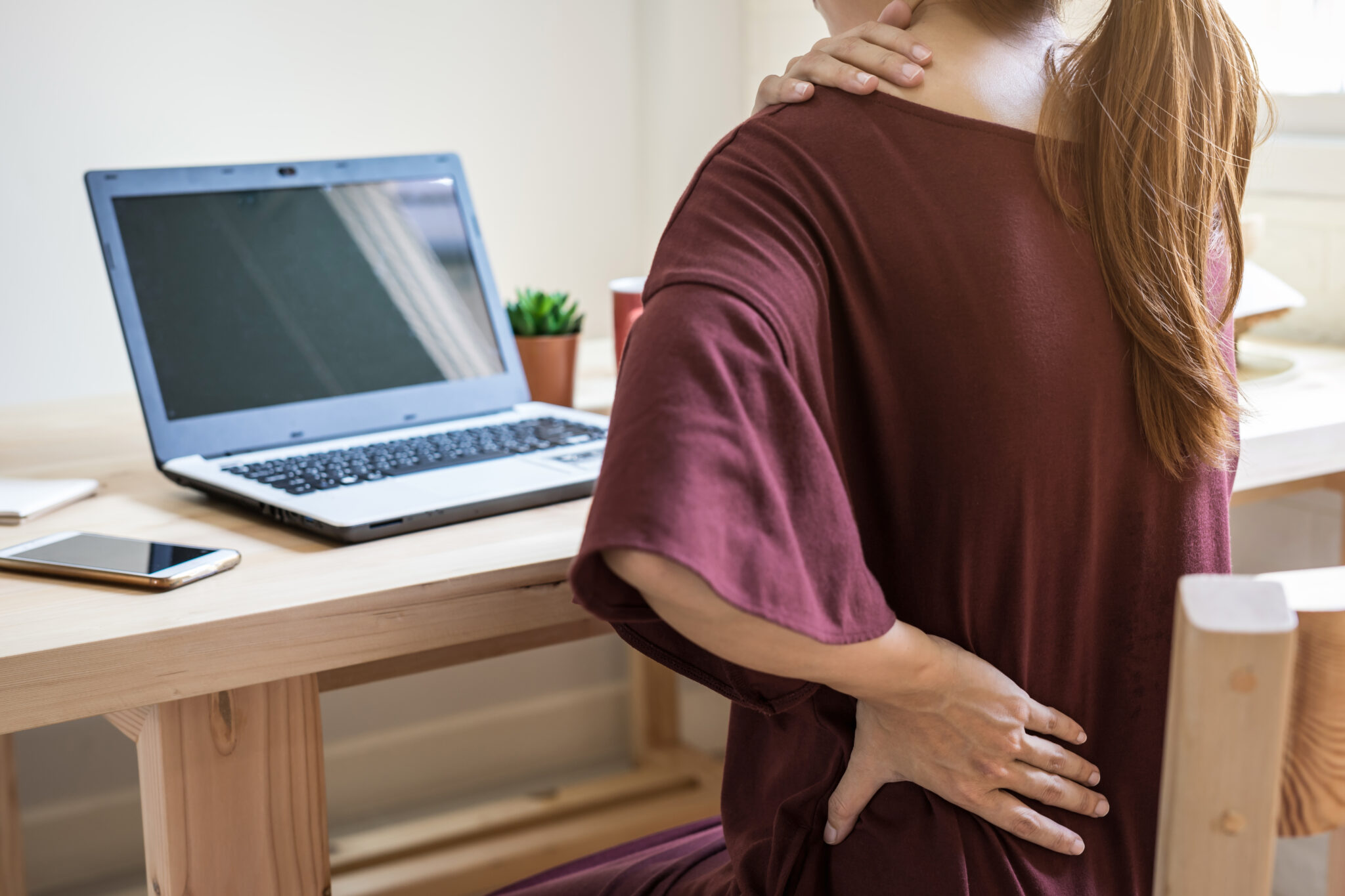 Lipoatrofia Semicircular en la Oficina: Causas, Prevención y Soluciones