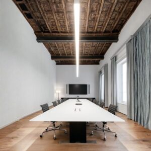 Oficina moderna con muebles reacondicionados de alta gama y diseño sostenible