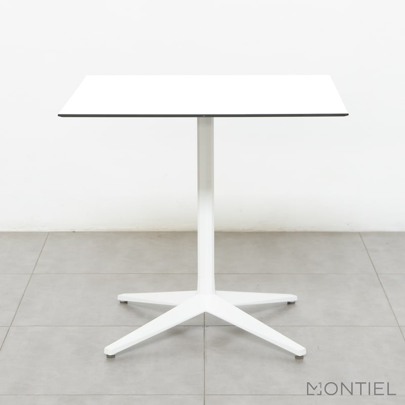 gallery-item