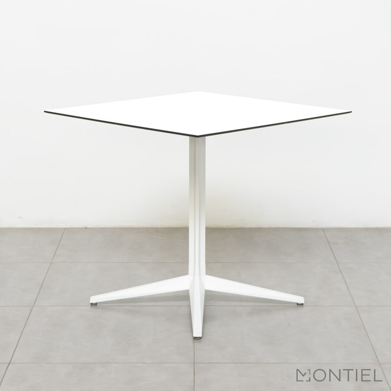 gallery-item