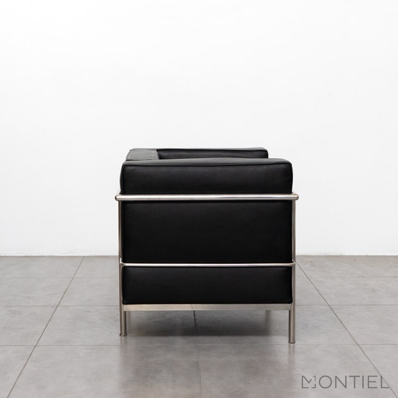 gallery-item