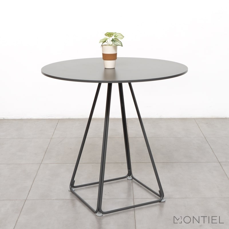 gallery-item