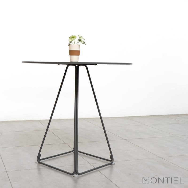 gallery-item