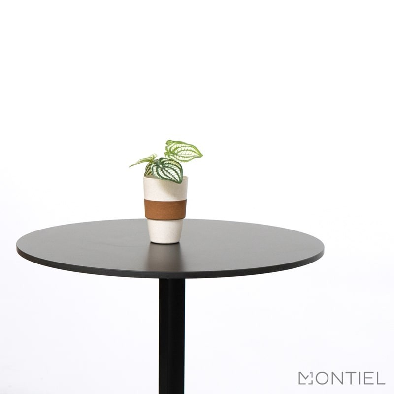 gallery-item
