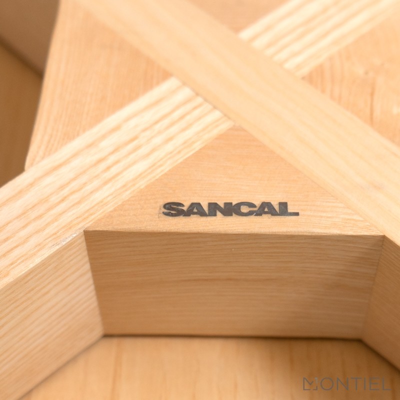 gallery-item