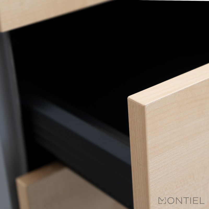 gallery-item