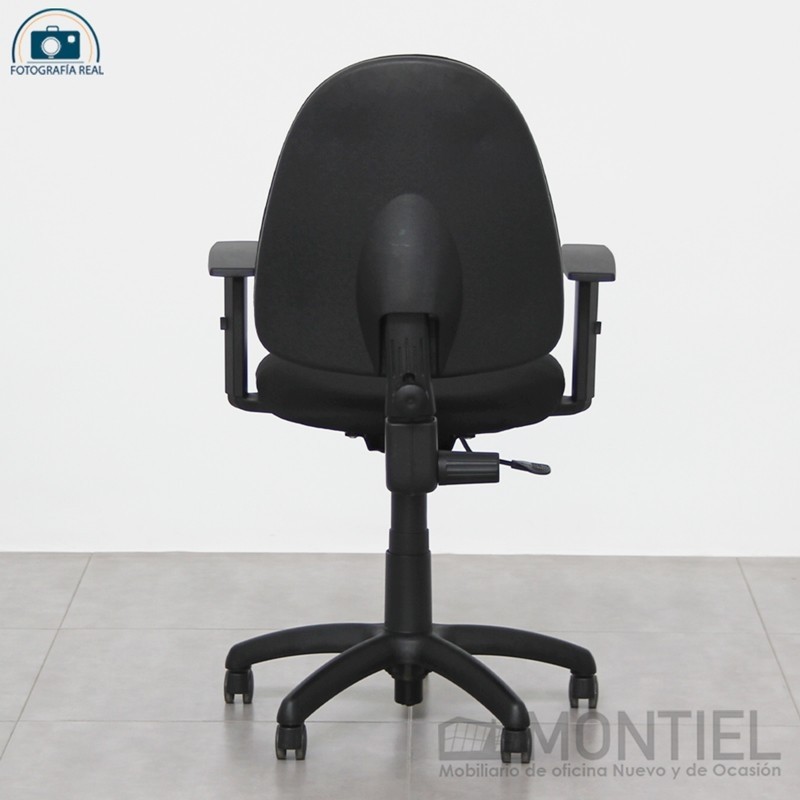 gallery-item