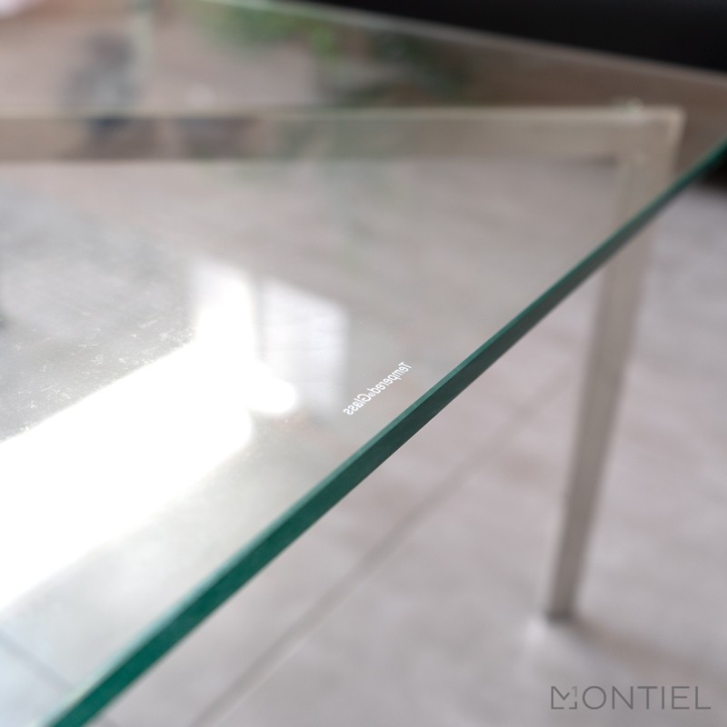 gallery-item