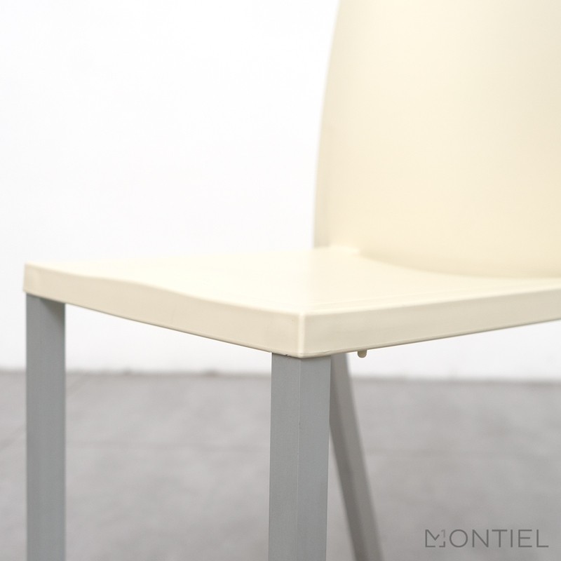 gallery-item