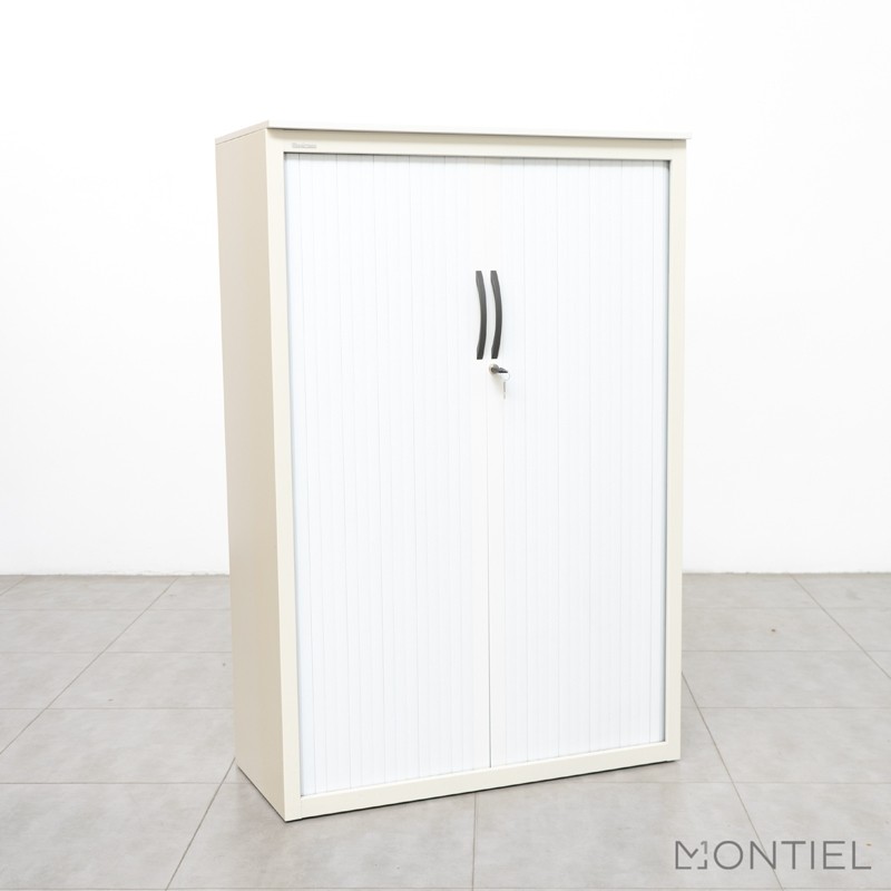 gallery-item