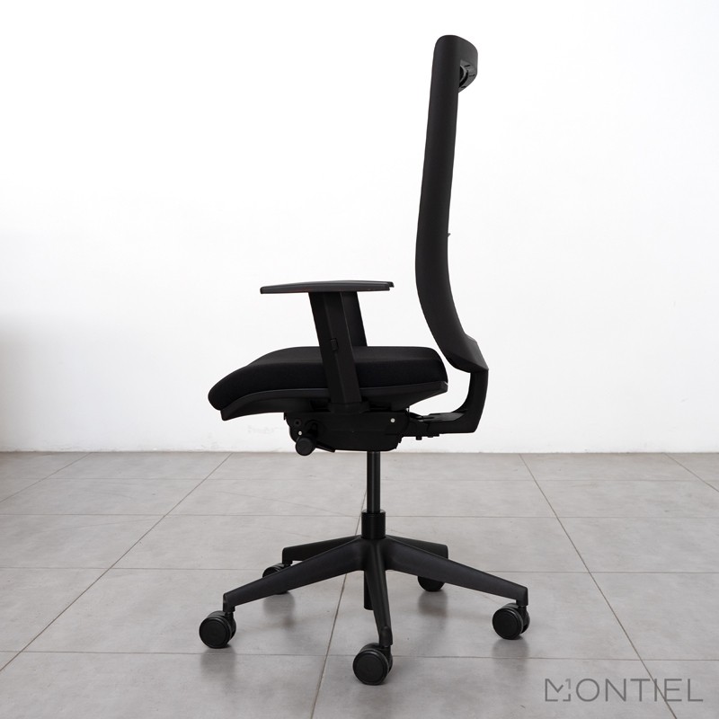 gallery-item