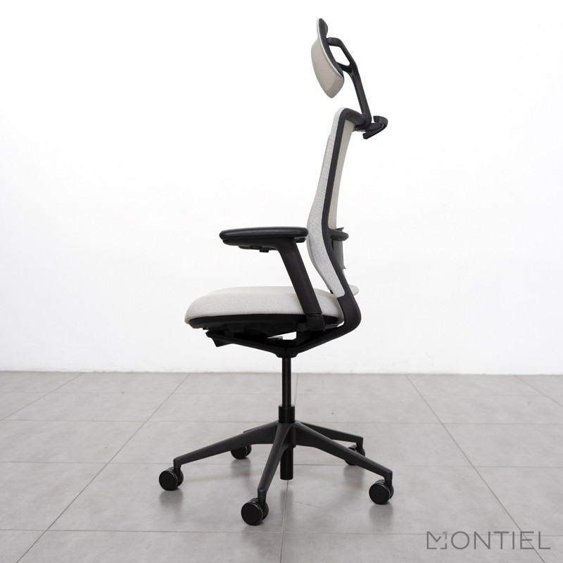 gallery-item