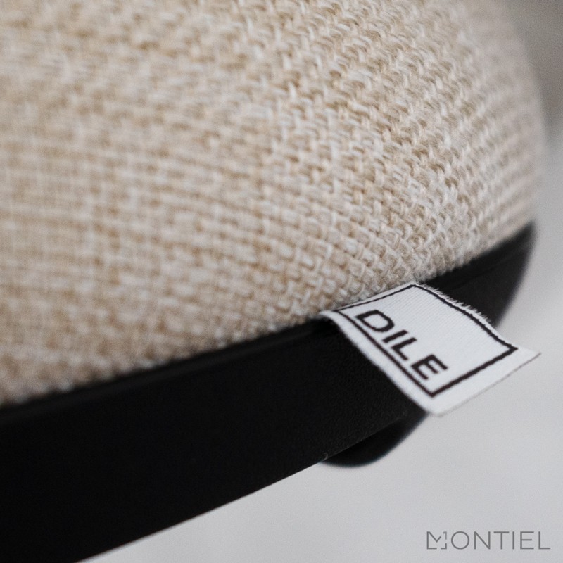 gallery-item