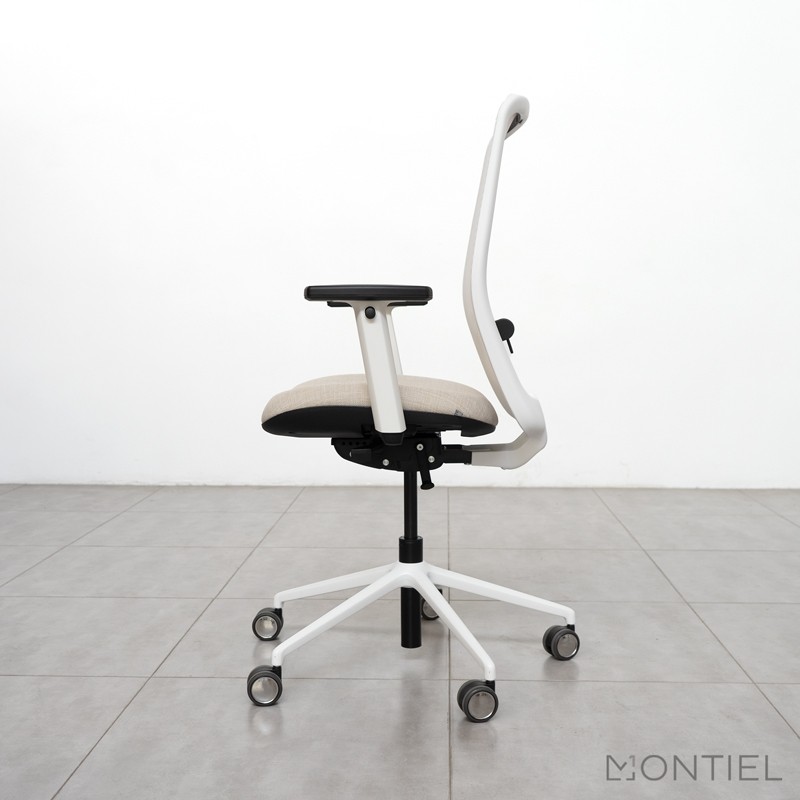 gallery-item