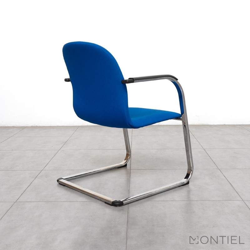 gallery-item