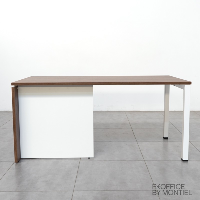 gallery-item