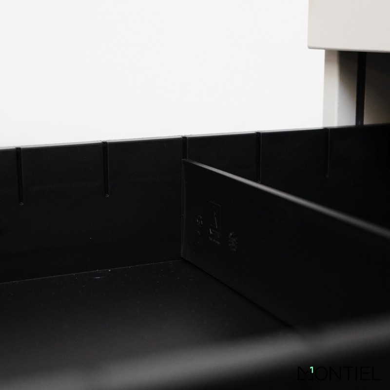 gallery-item