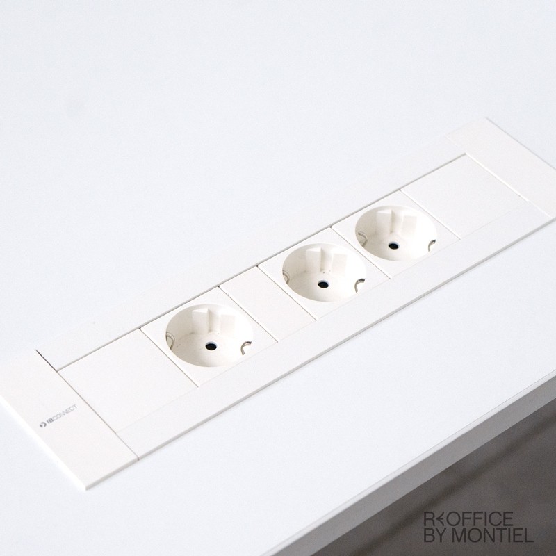 gallery-item