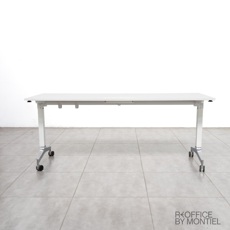 gallery-item