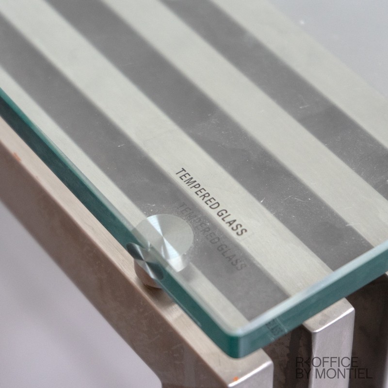 gallery-item