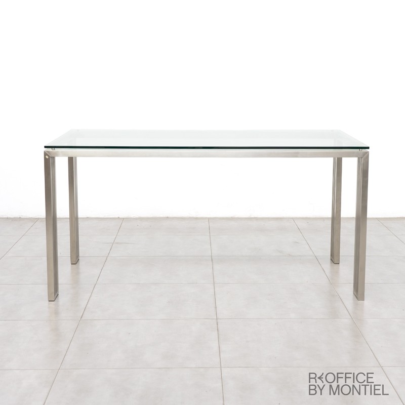 gallery-item