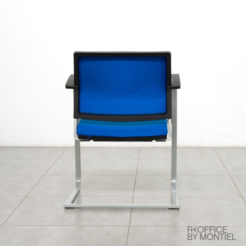 gallery-item