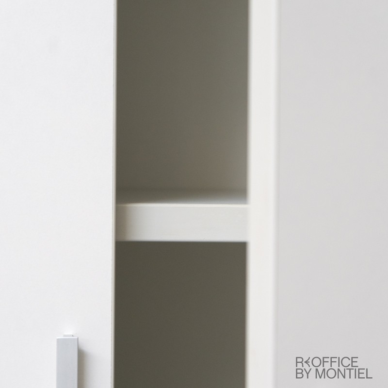 gallery-item