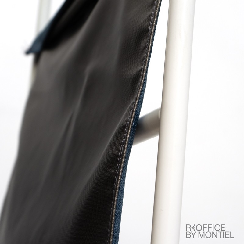 gallery-item