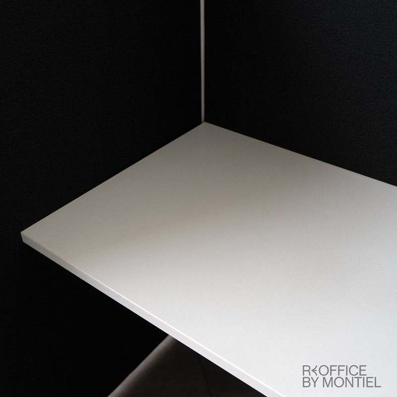 gallery-item